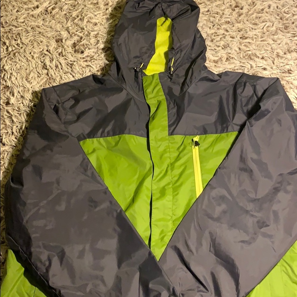WindBreaker